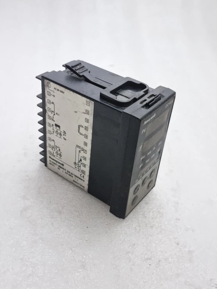 Honeywell DC1020CT-31100B-E Temperature Controller DC1020 Ac 85~265V (Used)
